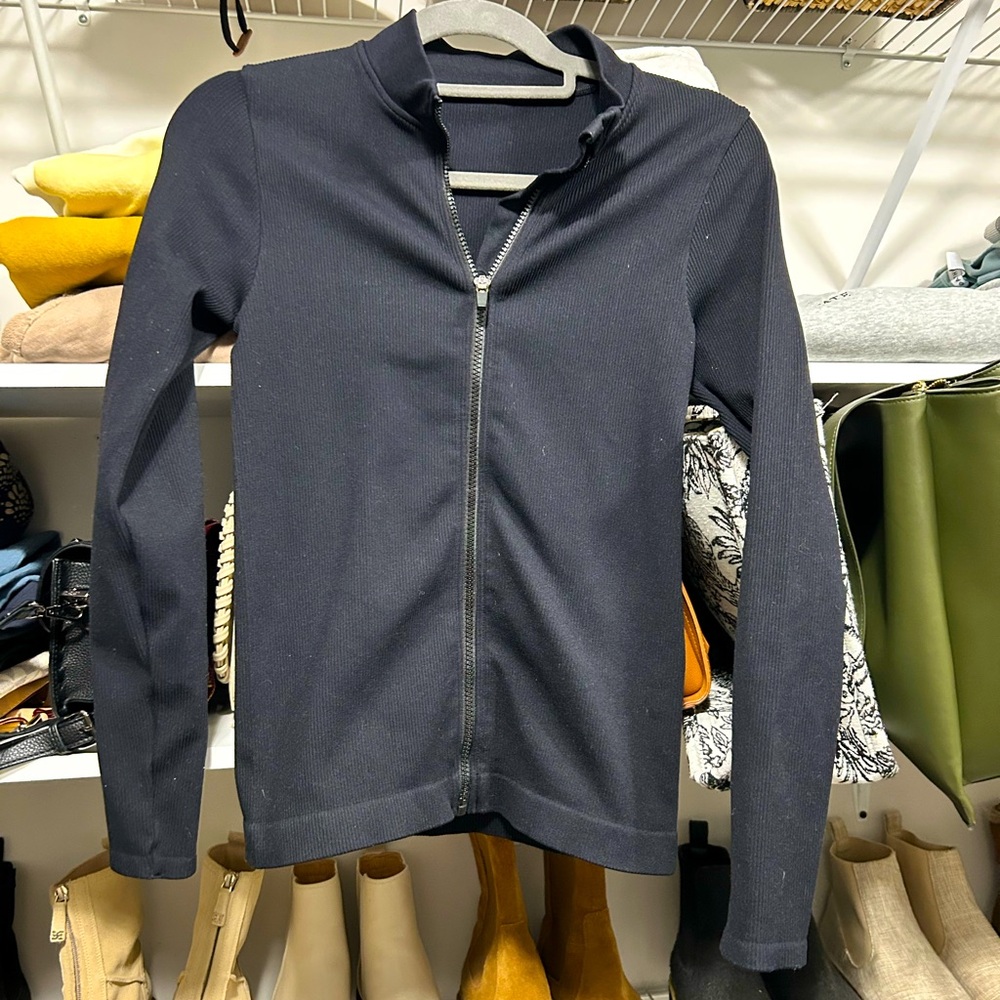 Fabletics Ribbed Seamless Zipup Jacket - Picture 6 of 7
